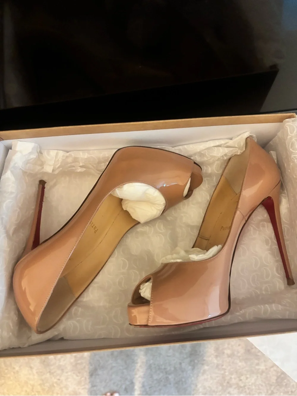 Christian Louboutin Very Prive Patent Nude Pumps with Red Sole